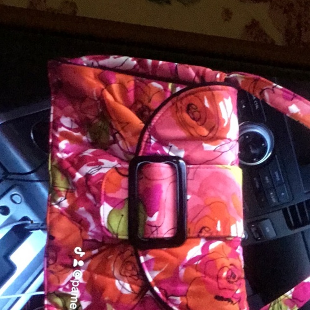 Woman’s original purse